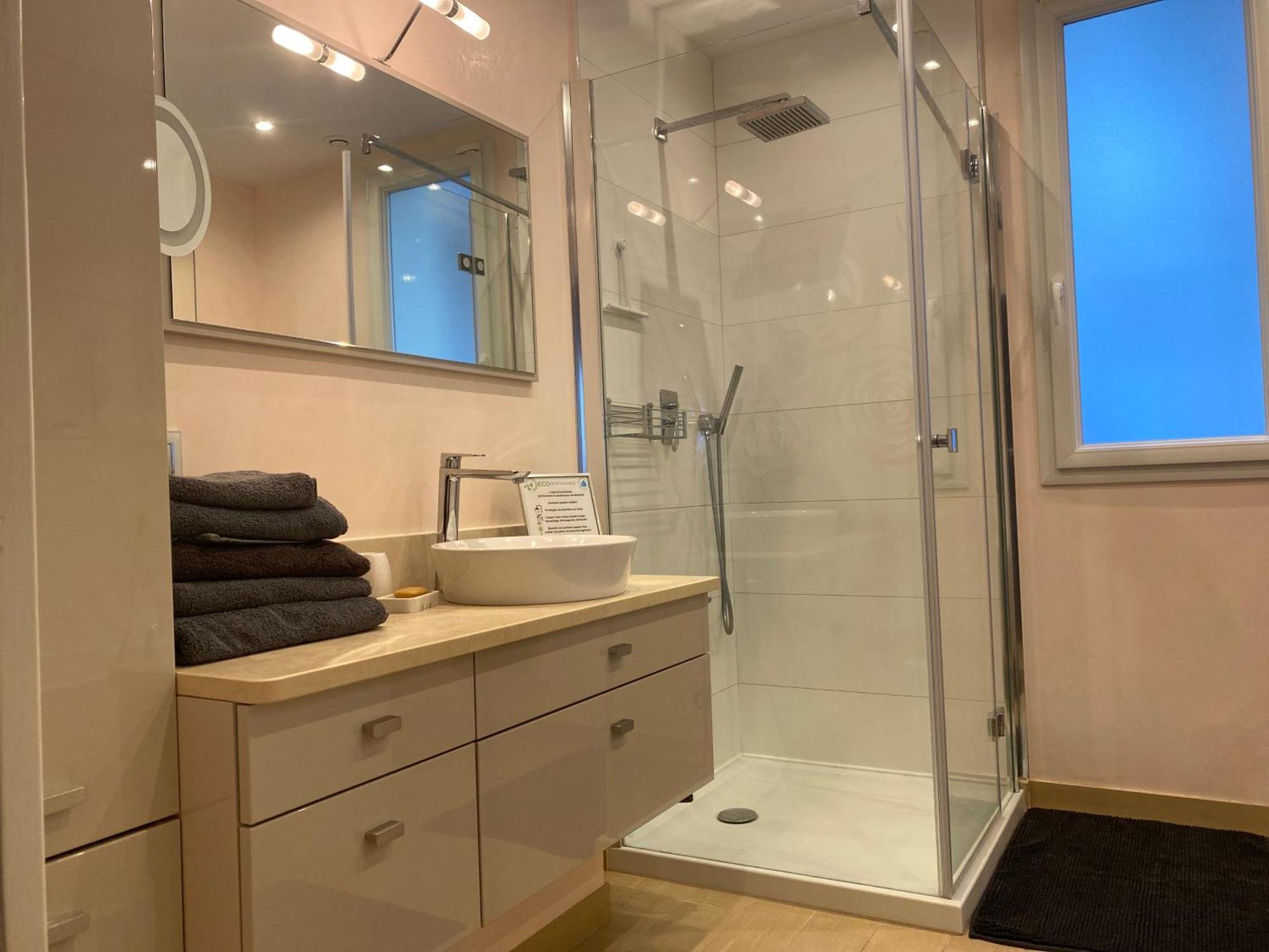 Duplex Face Au Palais Des Papes Apartment Villeneuve-lès-Avignon Екстериор снимка